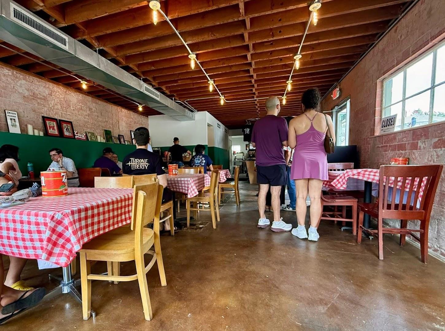Lovers Pizzeria Menu image 4